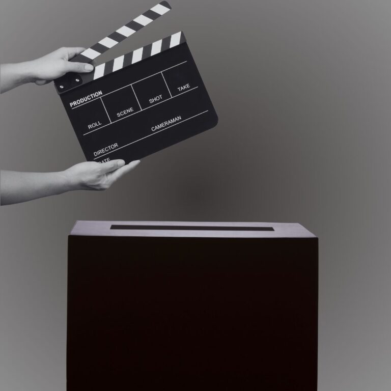 Seçim temalı ufuk açıcı 8 film