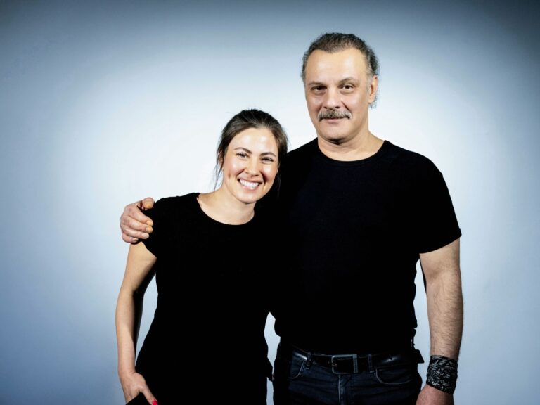 “Çok Önemli Bir Haber” 15 Aralık’ta Baba Sahne’de “perde” diyecek